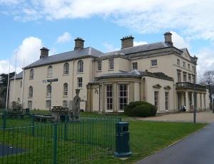 Y Plas Machynlleth